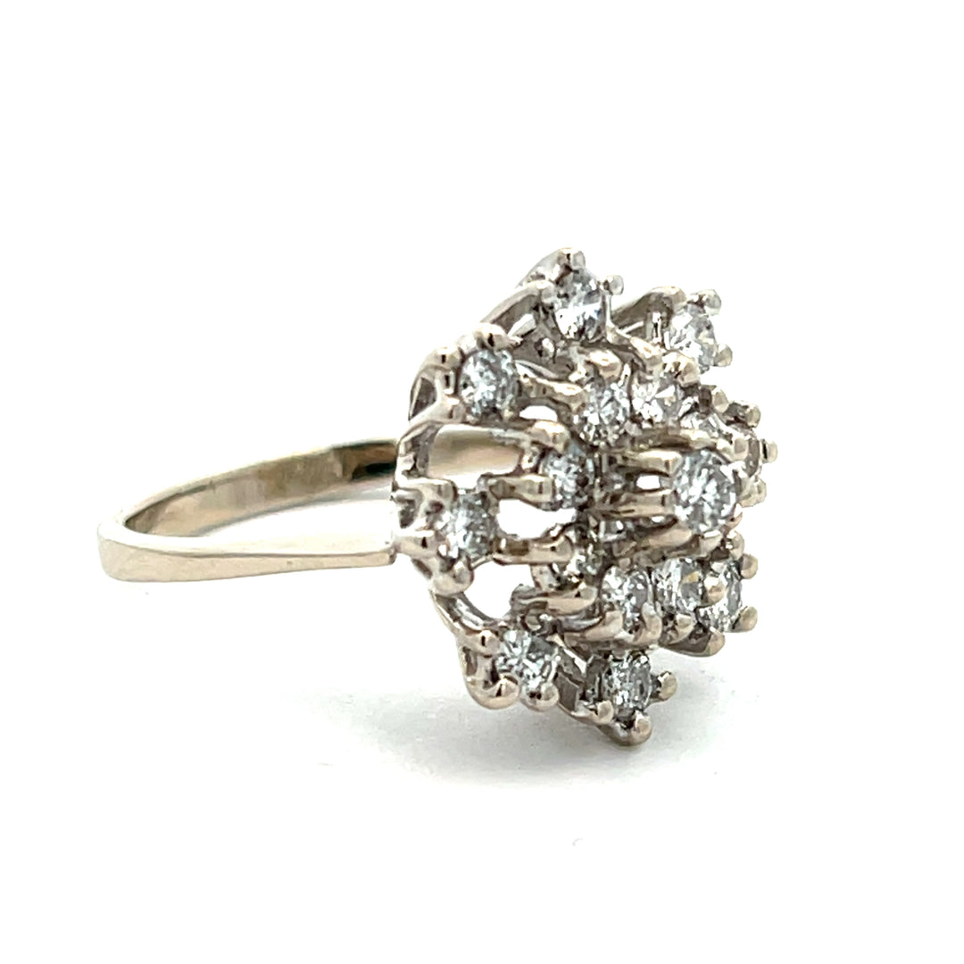 18K White Gold Diamond Flower Ring