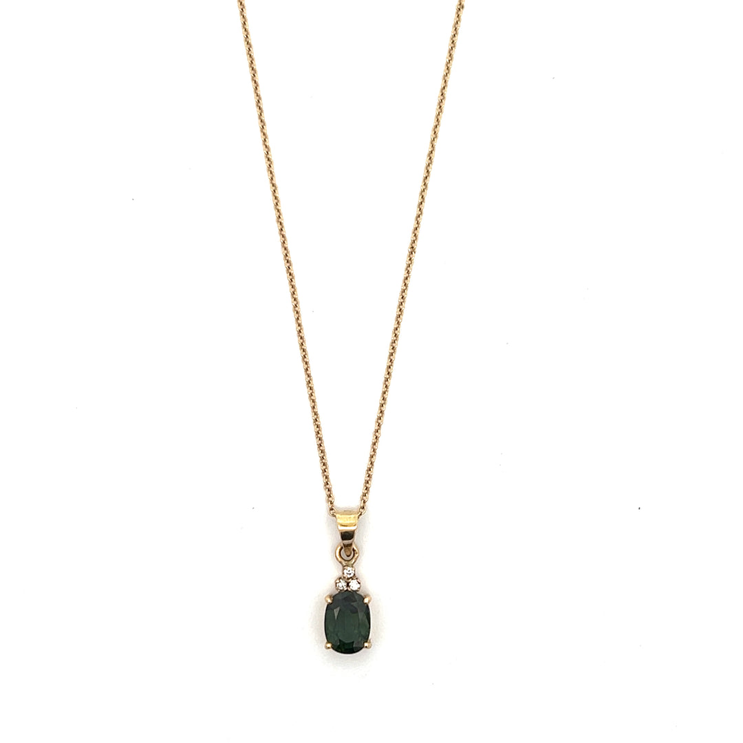 14K Yellow Gold 2.00 Carat Green Sapphire And Diamond Necklace.
