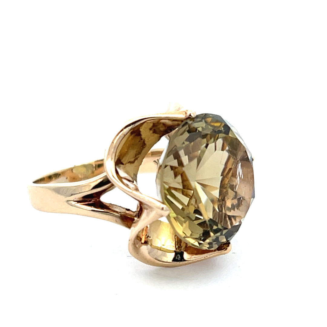 14K Yellow Gold 9.50 Carat Smoky Quartz Ring