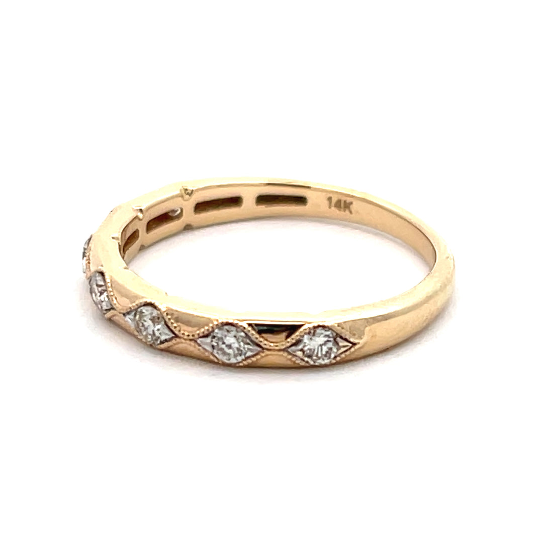 14K Yellow Gold Millgrain Diamond Band