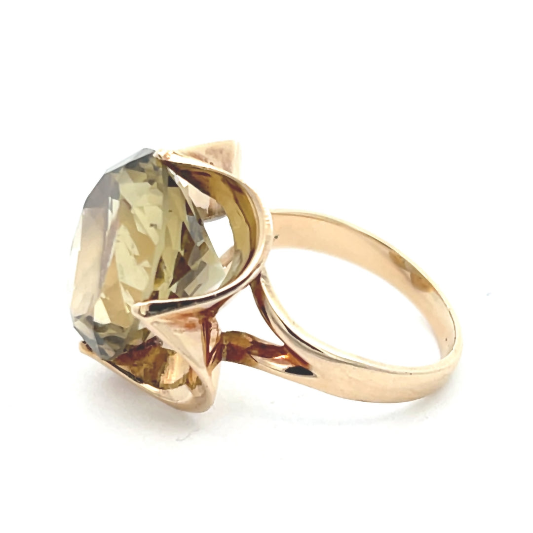 14K Yellow Gold 9.50 Carat Smoky Quartz Ring