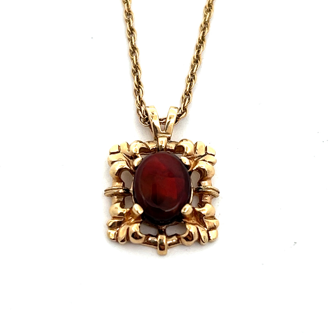 14K Yellow Gold Fire Agate Necklace