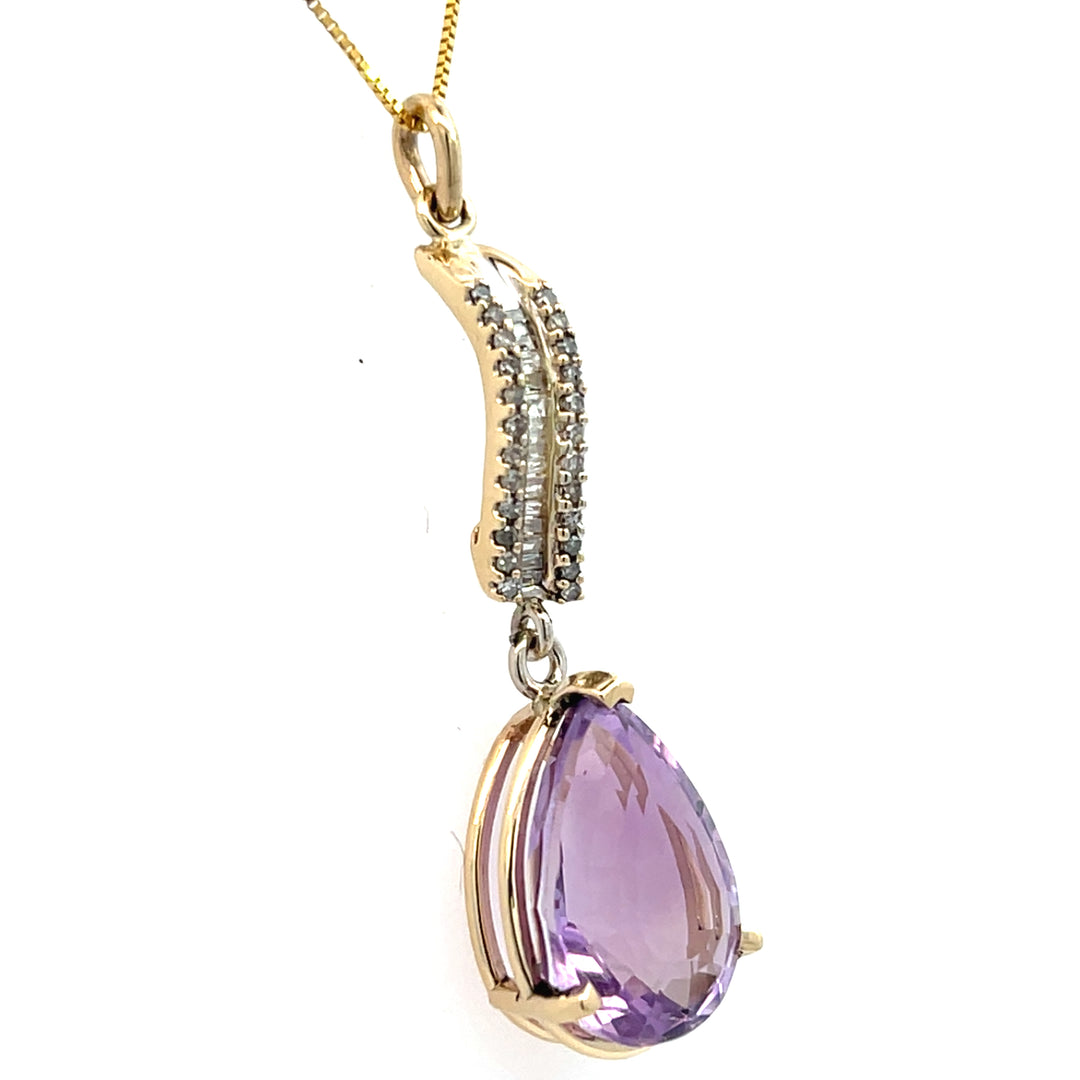 14K Yellow Gold 8.55 Carat Amethyst and Diamond Necklace