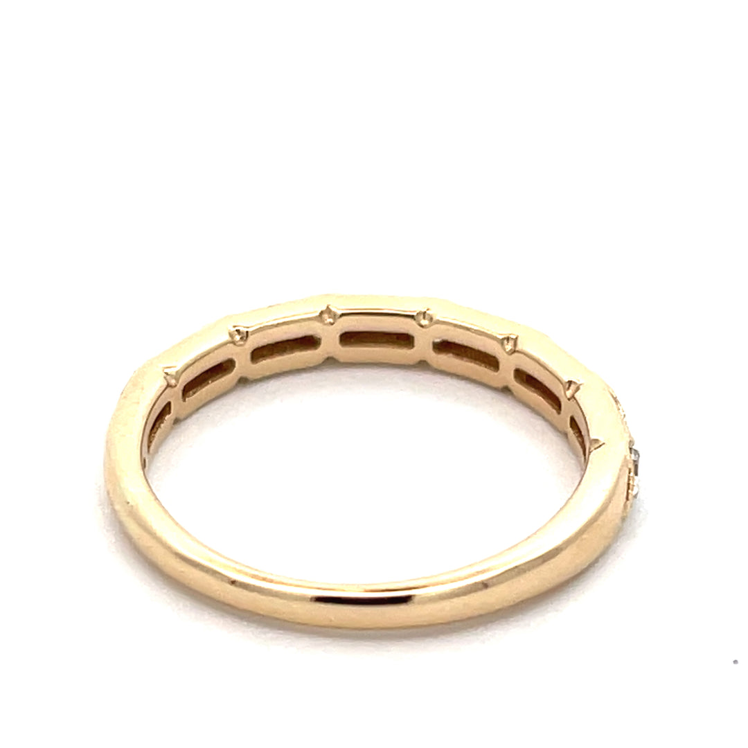 14K Yellow Gold Millgrain Diamond Band