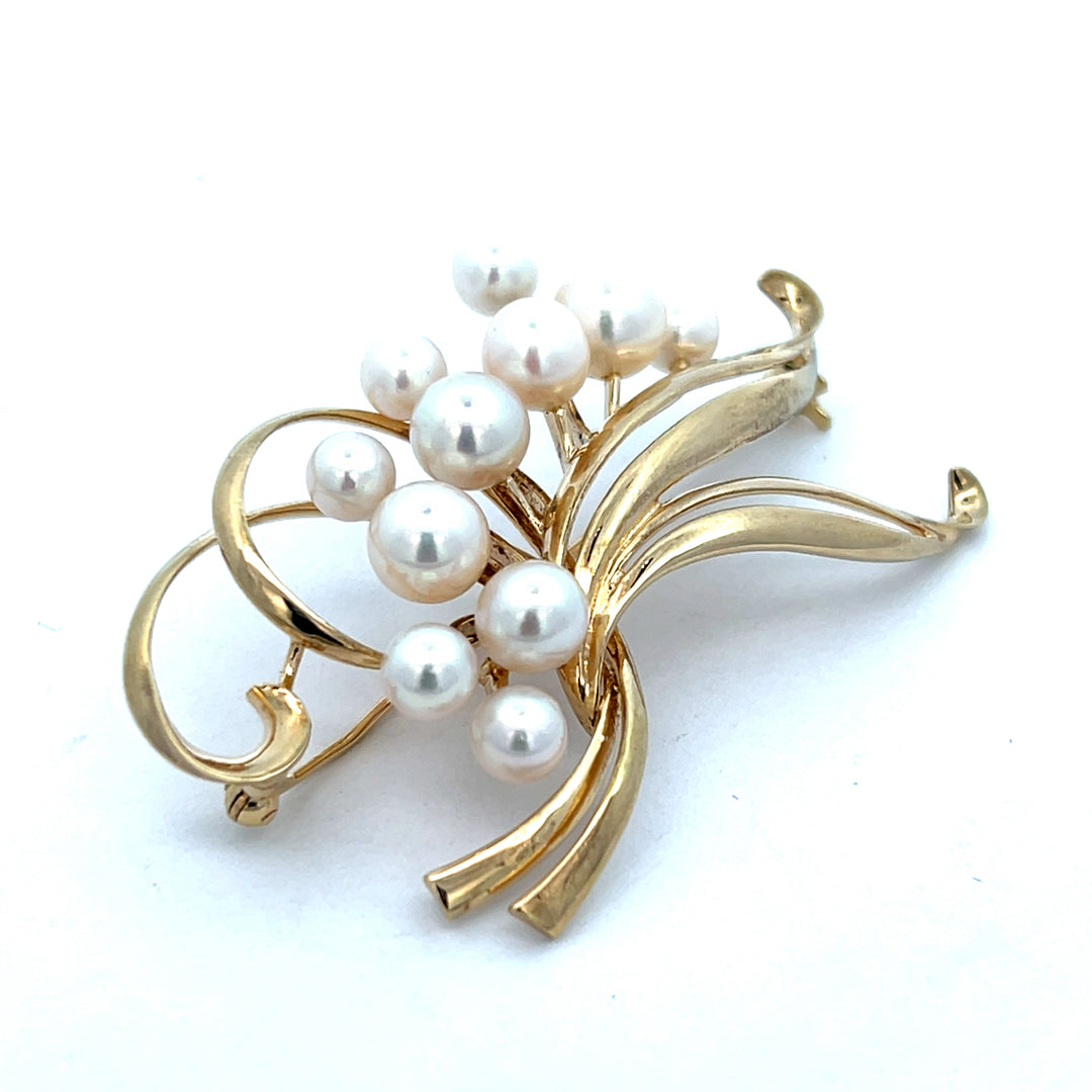 14K Yellow Gold Vintage Mikimoto Pearl Floral Brooch