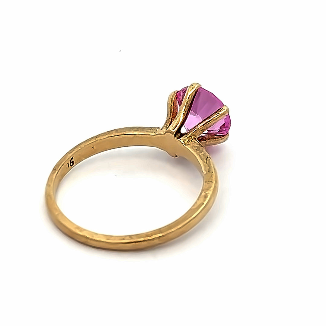 10K Yellow Gold Estate 1.75 Carat Lab Grown Pink Sapphire Ring